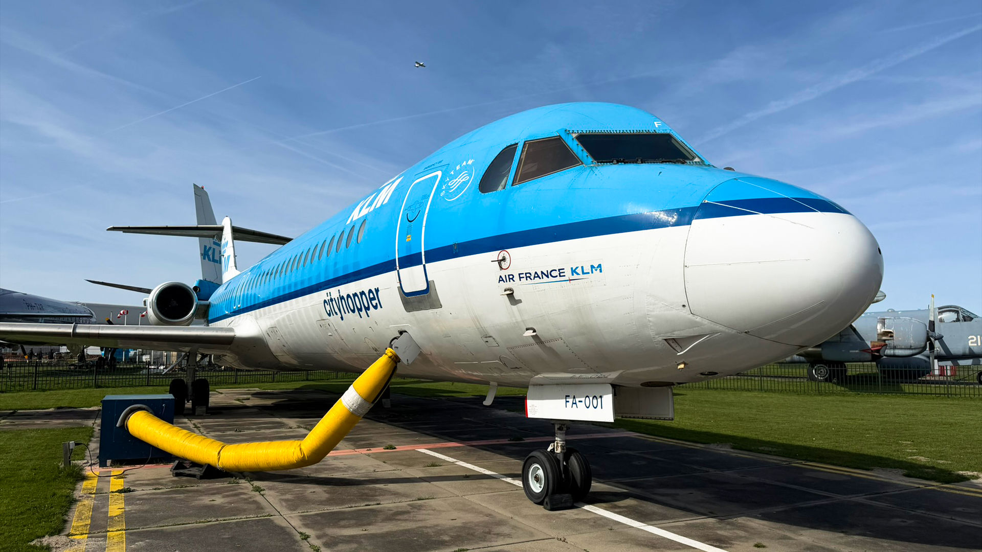 Just Flight Fokker F100 Professional em voo